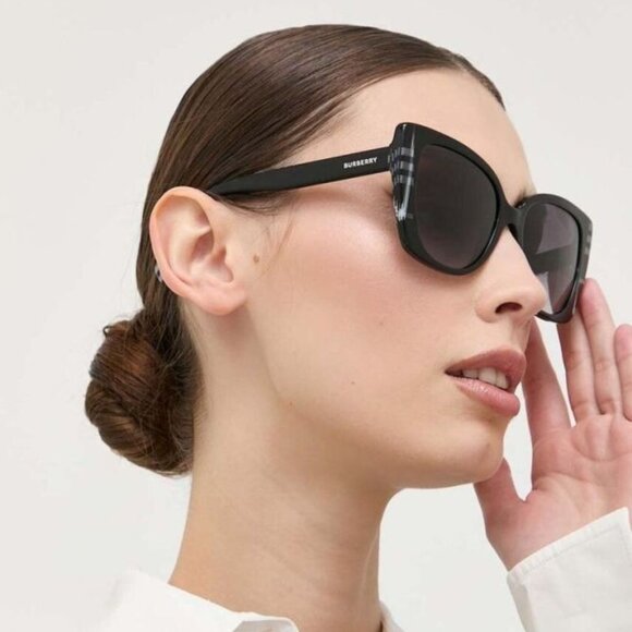 NEW BURBERRY BE4393 405181 SUNGLASSES BLACK WOMEN BE4393 4051/81 - Picture 1 of 4